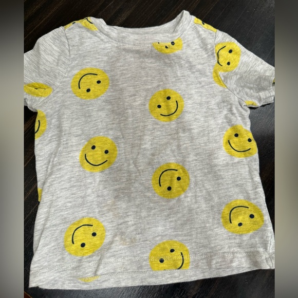 Boys short sleeve T-shirts Gymboree,Disney and Old Navy 18-24 M - Picture 4 of 12